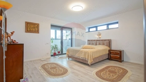 Casă premium cu 270 mp utili, 7 camere ,curte generoasă în Bartolomeu - imagine 9