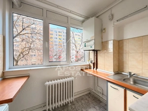 Apartament cu 3 camere, centrala proprie, zona Complex Studentesc - imagine 7