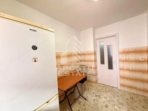 Apartament cu 3 camere, centrala proprie, zona Complex Studentesc - imagine 10
