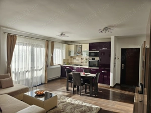 Vând apartament 3 camere - in Selimbar, zona Doamna Stanca - imagine 8