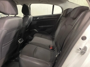 Renault Megane - imagine 11
