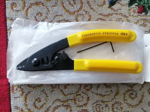 Stripper fibra optica model CFS3 