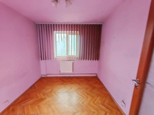 Vand apartament cu 4 camere,decomandat,et.3,garaj sub bloc,Bld.Cetatii - imagine 7