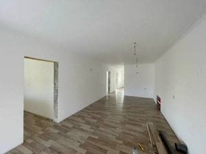 Ofer spre vânzare duplex modern în Sag - imagine 7