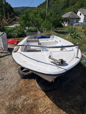 Barca fibra foarte bine intretinuta - imagine 4