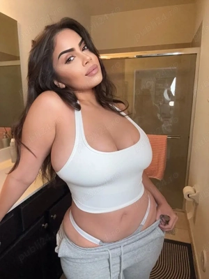 prima zi la voi în oraș:vă aștept   