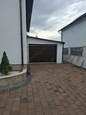 Casă de vânzare  - imagine 2