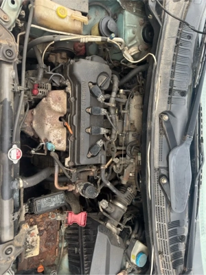 Dezmembrez Nissan Almera Tino - imagine 3