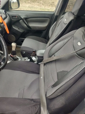 Vând Toyota Rav II 116 cp înmatriculată și taxe la zi! - imagine 4