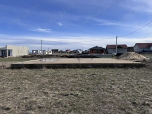 Teren intravilan de vânzare !!!! - imagine 3