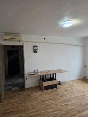 propietar vînd apartament cu trei camere