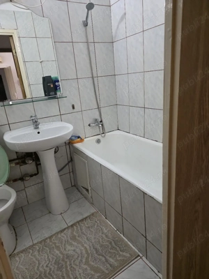 propietar vînd apartament cu trei camere - imagine 3
