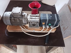 masina de tocat carne  - imagine 2