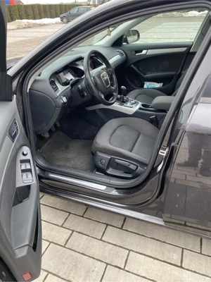 Audi A4 B8 berlina 2.0 TDI Diesel 2011 - imagine 5