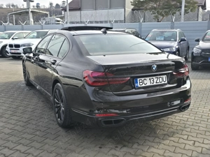  BMW Seria 7 Carbon Core Individual 4.4 Benzina 450 CP - imagine 5