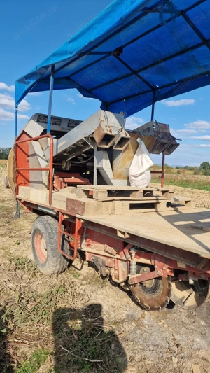 Vând combină de scos cartofi