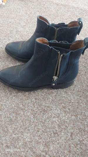 Ghete, o singură purtare  - imagine 5