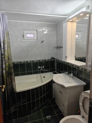 Vand apartament 2 camere  - imagine 3