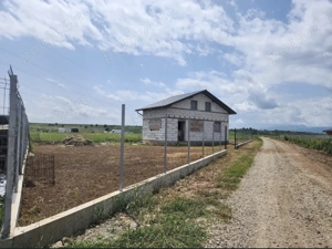 Casa de vânzare  - imagine 2