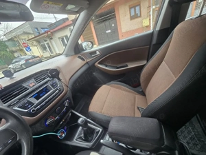 Hyundai i20 - 2015 - imagine 5