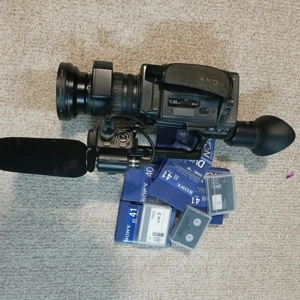 Sony PD 170 - imagine 2