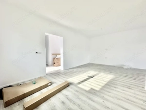 Duplex modern - 3 camere - Teren 333 mp - Mosnita Noua - imagine 10