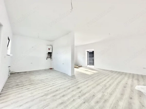 Duplex modern - 3 camere - Teren 333 mp - Mosnita Noua - imagine 11