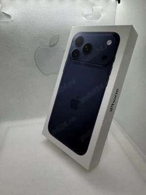 Vând iPhone 17 Pro Max   Blue   256 GB (SIGILAT)
