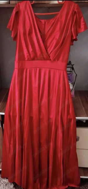 rochie lunga eleganta 