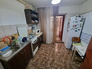 Apartament 2 camere decomandat zona Dacia - imagine 3