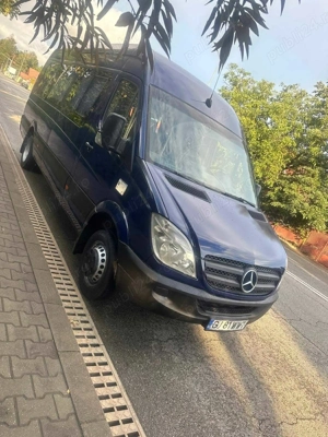 Vând microbuz  - imagine 2