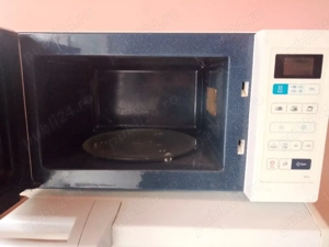 Vând cuptor  samsung