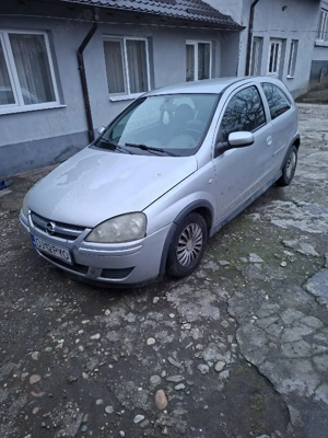 Vând Opel corsa C 1.2 benzina 2006 avariata