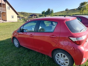 Toyota Yaris Hibrid - imagine 2