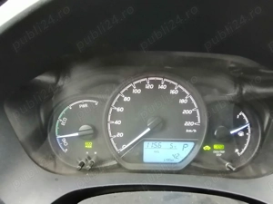 Toyota Yaris Hibrid - imagine 5