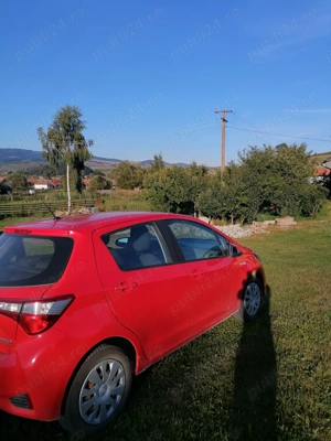 Toyota Yaris Hibrid - imagine 4