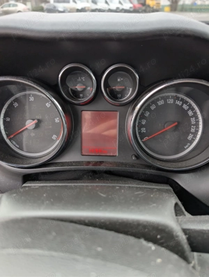 Vând mașina de familie Opel Zafira Tourer  - imagine 4