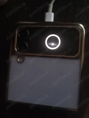 Samsung z Flip 4 256 GB - imagine 3