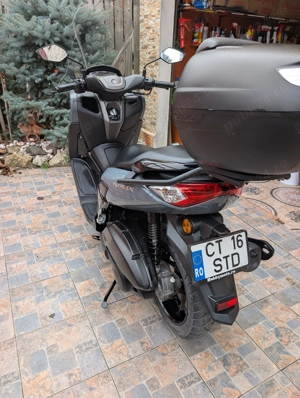 Vând scuter Yamaha Nmax 125cc - imagine 2