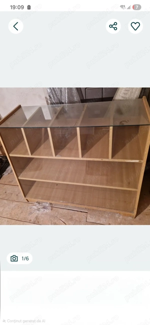 Vand vitrine (mobila magazin) , cantar electronic si masina profesionala de macinat cafea.