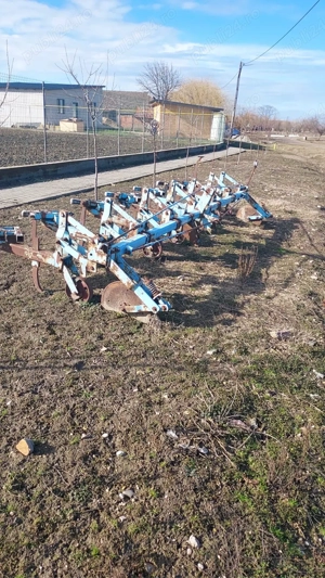 Vând prășitoare 6 rânduri 