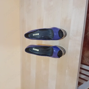 Pantofi dama model interesant.