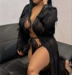 Bună. Sunt dispusă să fac orce.  Fantezie ata  sunt la dispoziția  și plăcerea ta 