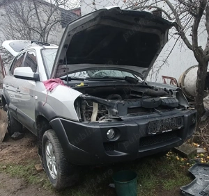 Dezmembrez Tucson 2007 crdi 2.0 4wd