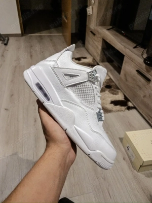 Jordan 4 noi - imagine 5