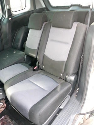 Vând sau schimb Mazda  5 din anul 2006 - imagine 5