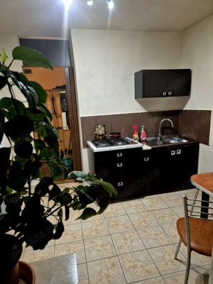 Apartament cu 3 camere, tip PB decomandat, Etaj 3 zona Rogerius (Lacul Rosu) - imagine 5