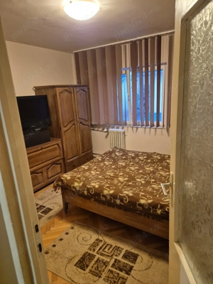 Apartament cu 3 camere, tip PB decomandat, Etaj 3 zona Rogerius (Lacul Rosu) - imagine 2