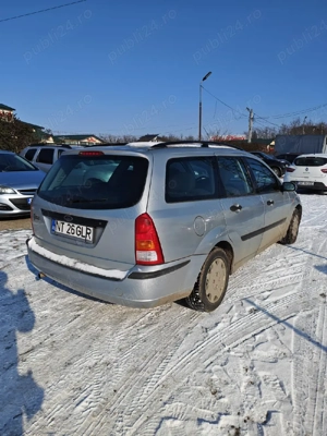 1000 euro Ford  Focus benzină  - imagine 2