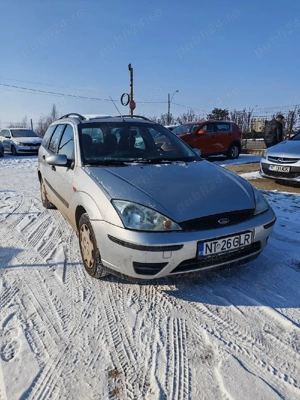 1000 euro Ford  Focus benzină  - imagine 6
